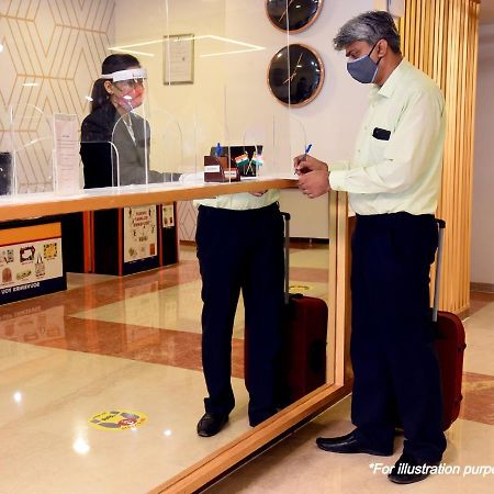 สปอต ออน 67119 โฮเต็ล ศิวัม เรซิเดนซี Hotel Rampura  ภายนอก รูปภาพ