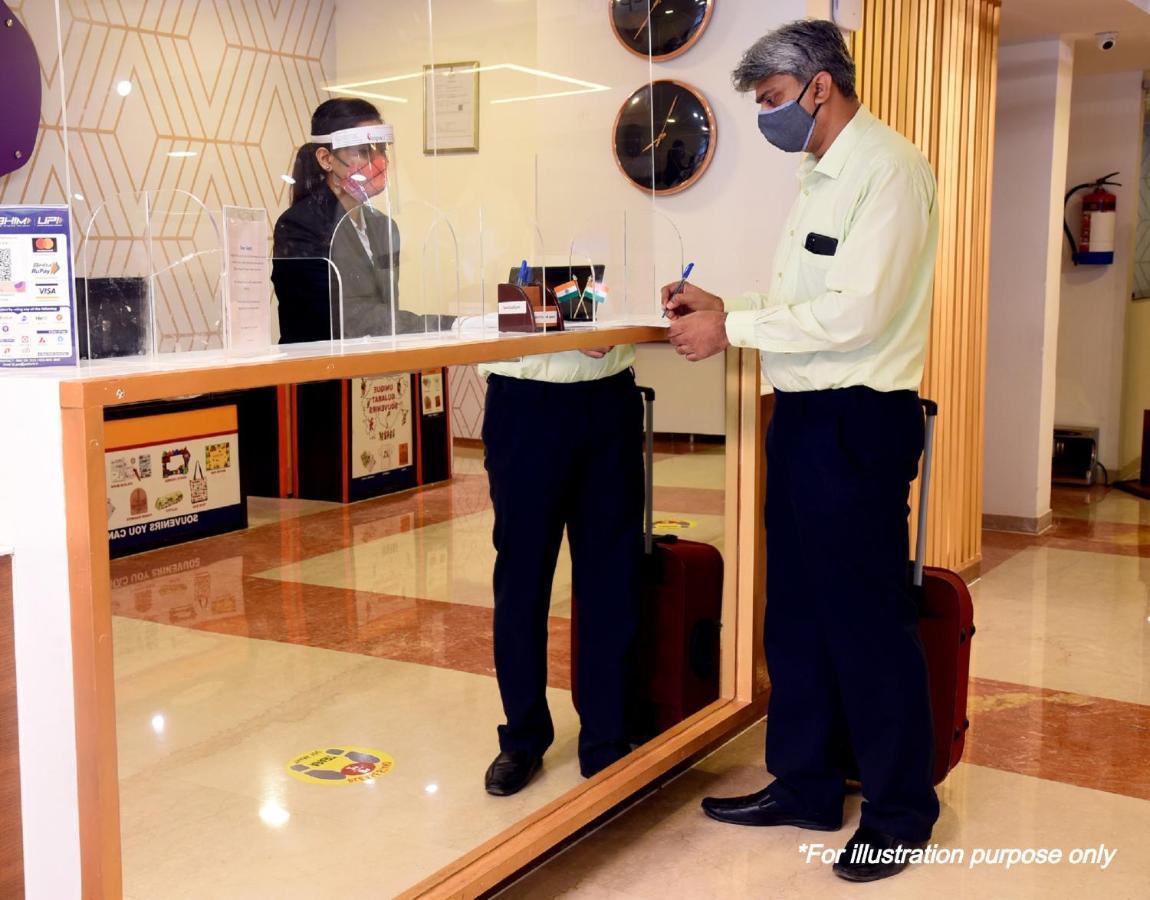 สปอต ออน 67119 โฮเต็ล ศิวัม เรซิเดนซี Hotel Rampura  ภายนอก รูปภาพ